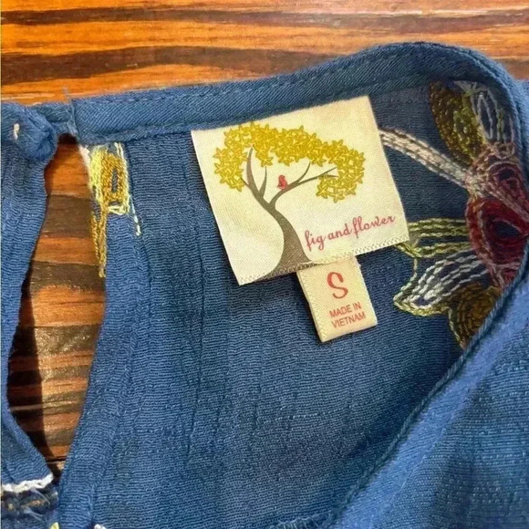 Anthropologie Fig And Flower Embroidered Women’s Floral Shirt Sz Small - Picture 4 of 5